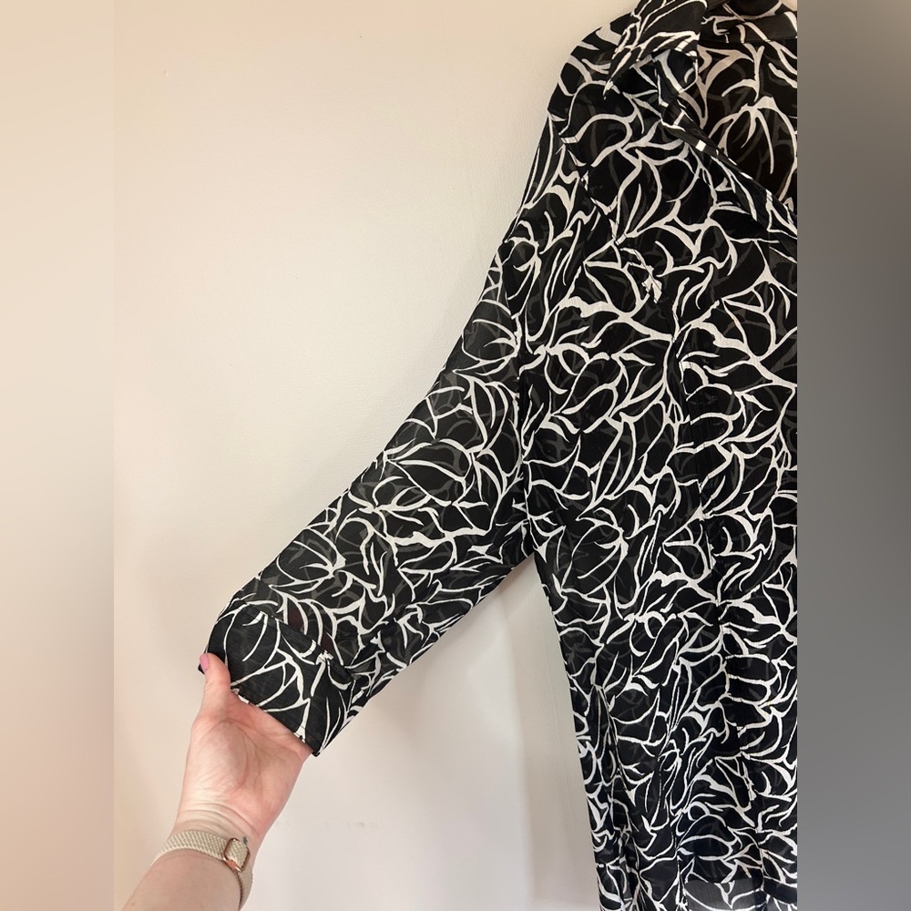Y2K CHICO’S Sheer Silk Button Down Tunic Top Art Wear Minimalist Boho Size XL - Picture 8 of 15